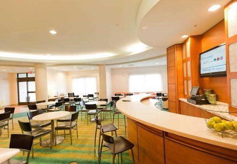 Springhill Suites Detroit Оберн-Гіллс Ресторан фото